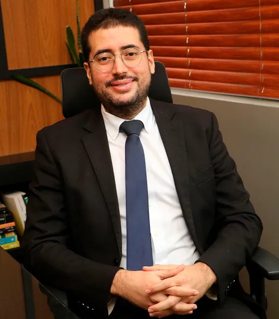 Dr. Pedro Ferreira